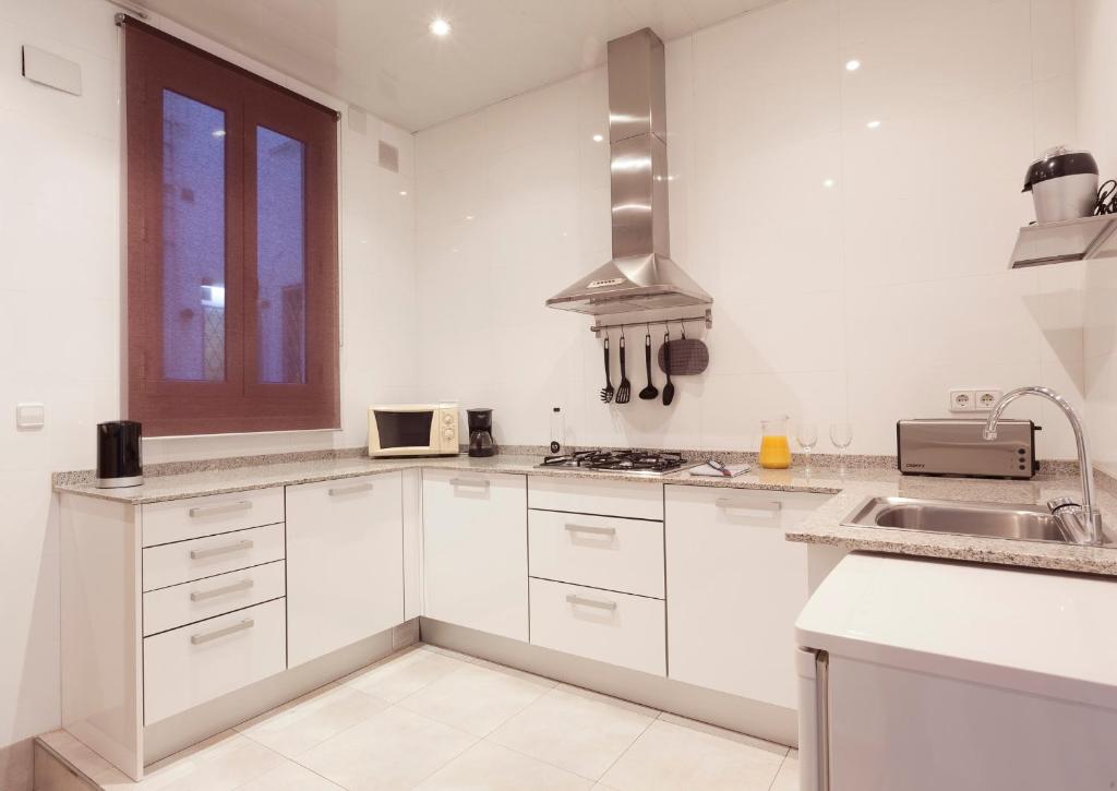 EasySleep Gaudi Terrace, Barcelona – Updated 2023 Prices