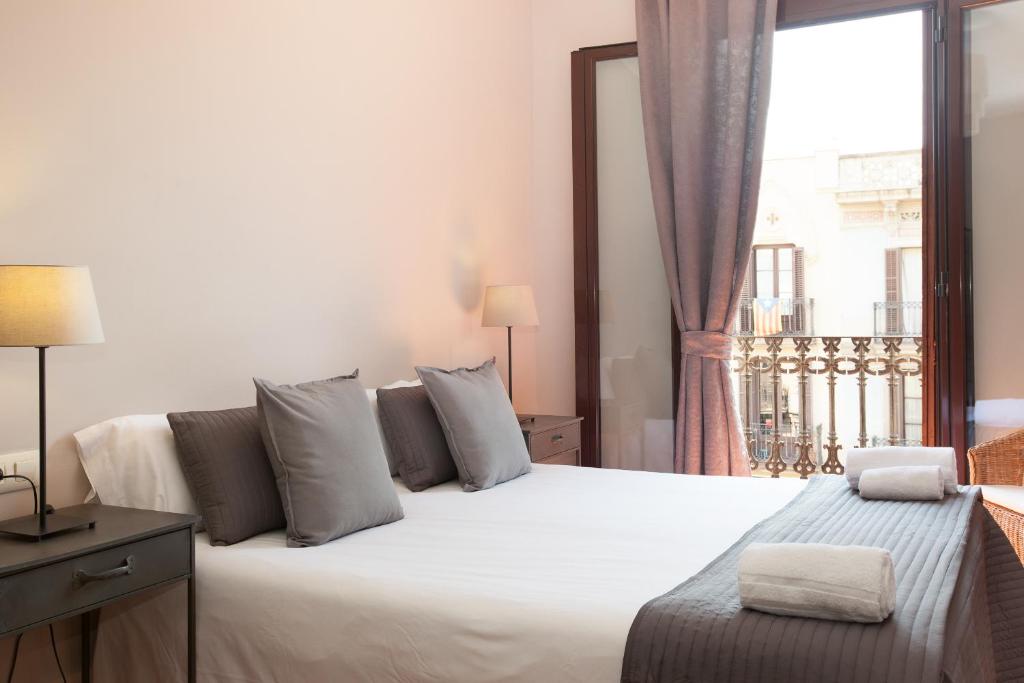 EasySleep Gaudi Terrace, Barcelona – Updated 2023 Prices