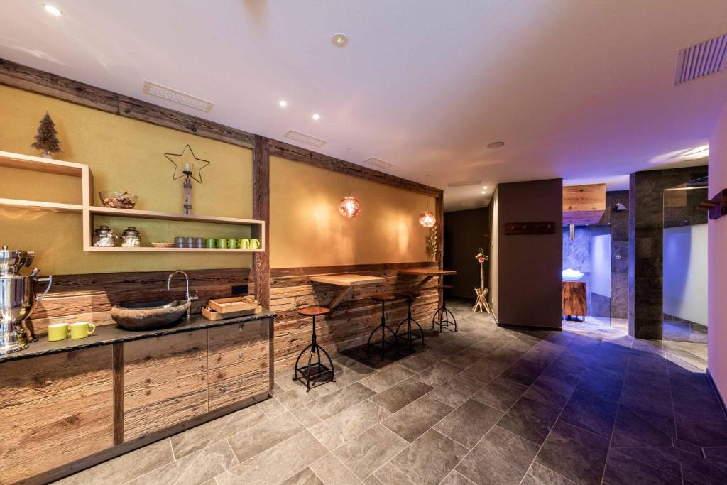 Kuchyň nebo kuchyňský kout v ubytování Garni Hotel Residence Diamant