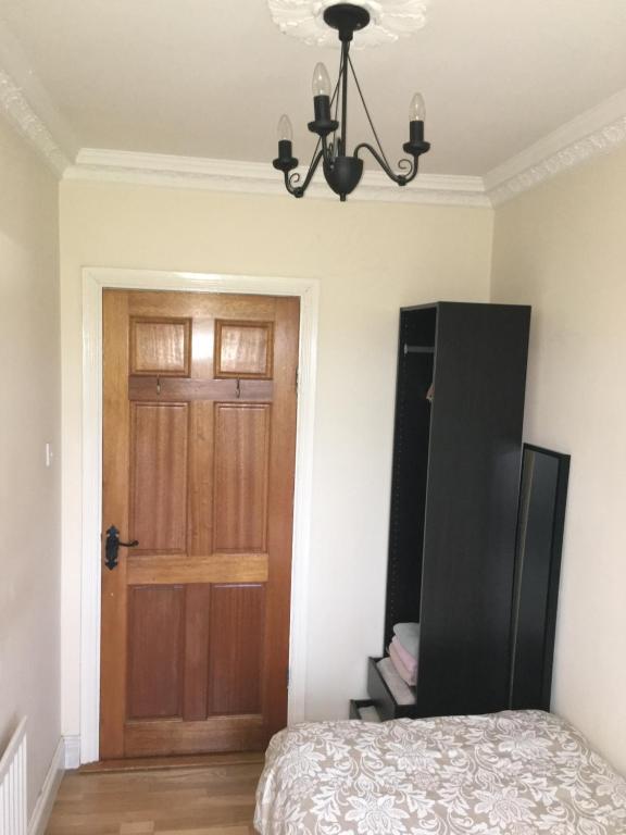 Letto o letti in una camera di Oakdale, Templemore, E41F856