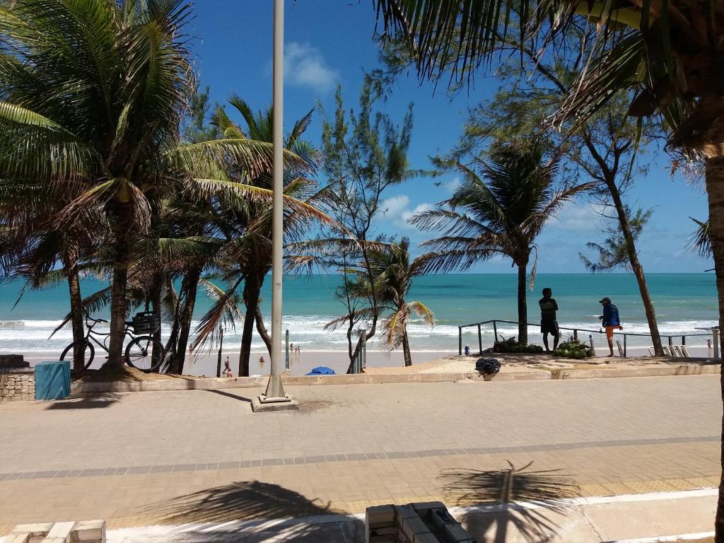  ES - Pé na areia em Ponta Negra