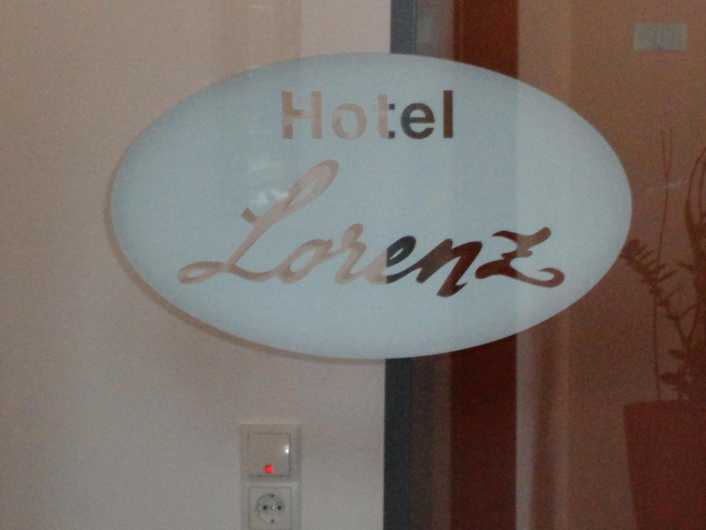 Majutusasutuses Hotel Cafe Lorenz olev sertifikaat, autasu, silt või muu dokument