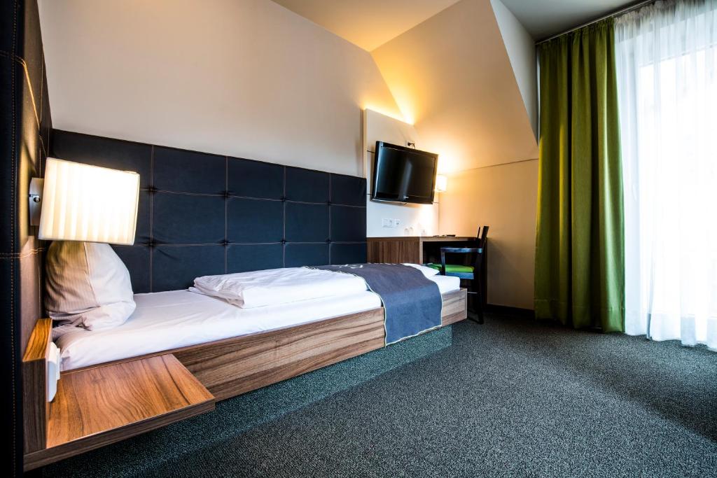 RiKu HOTEL Weißenhorn - Chambre Simple