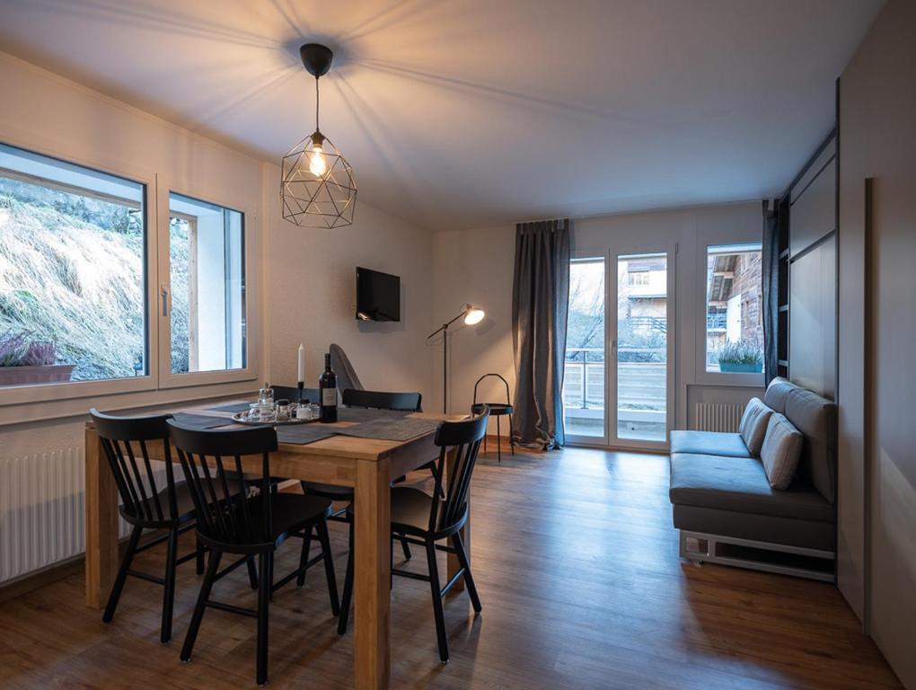 TV a/nebo společenská místnost v ubytování Malteserhaus Zermatt