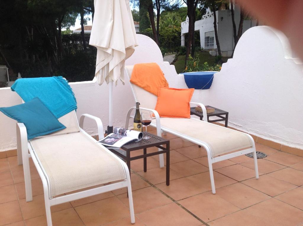 Posezení v ubytování Casa Soleada - Beautiful Villa, Best Corner by Pools, Resort Facilities,Full Kitchen, 3 Terraces, Internet