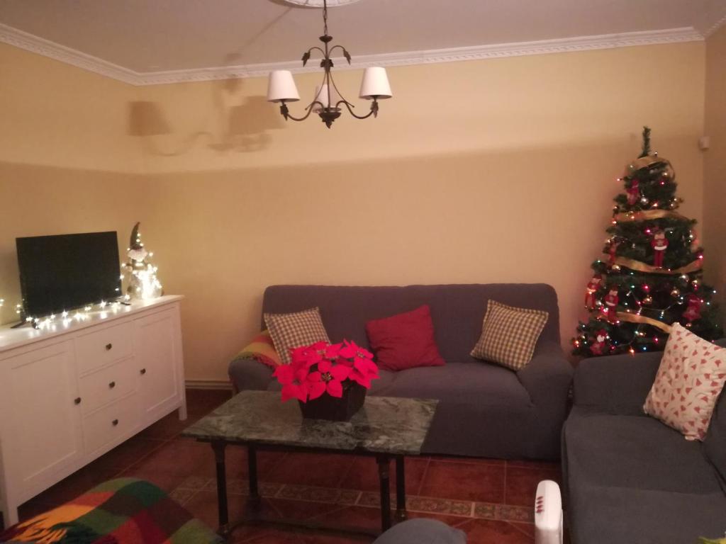 A seating area at Casa Rural La Rasilla