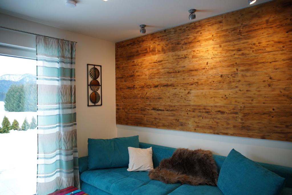 A seating area at Alpenapartments Steiermark