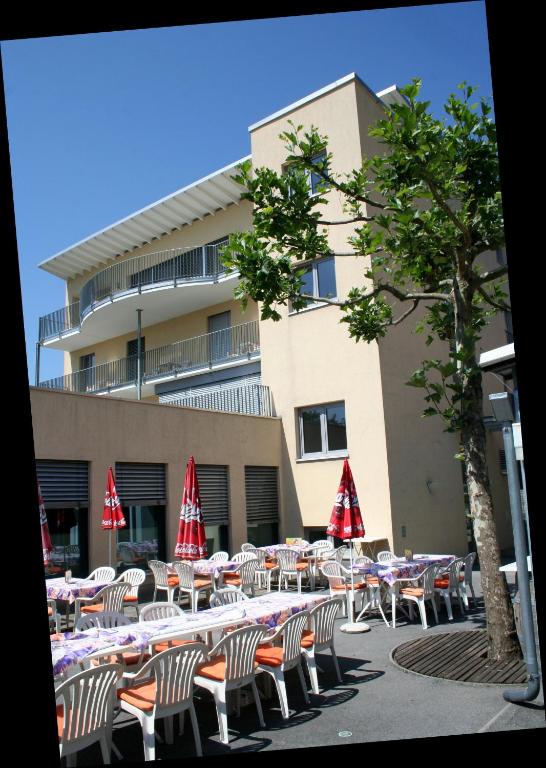 Restoran või mõni muu söögikoht majutusasutuses Hotel Cafe Lorenz