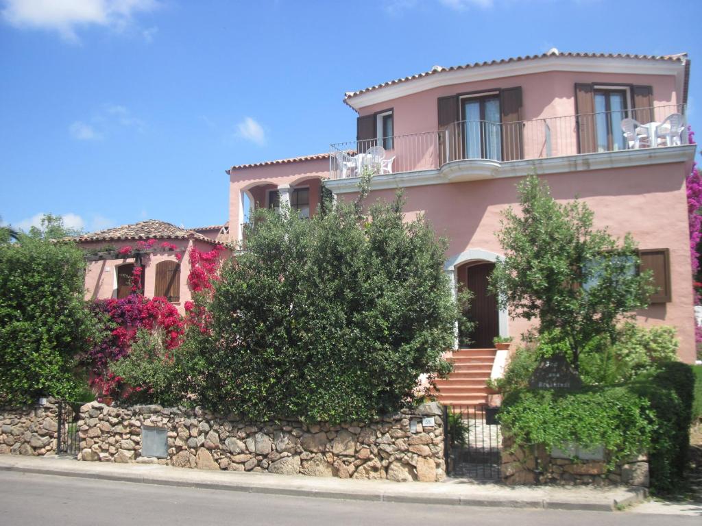 The building in which a panziókat is located
