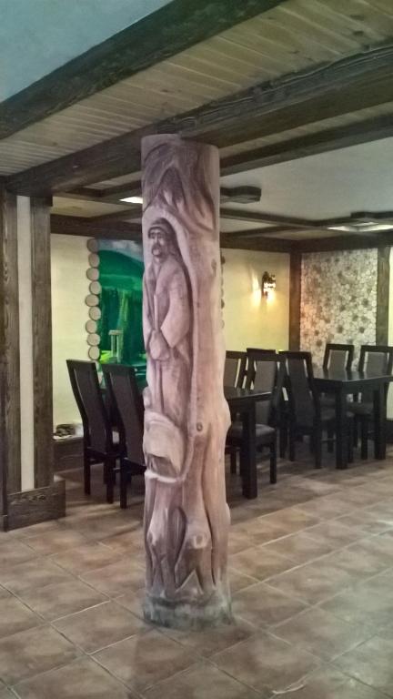 Restaurace v ubytování Synevyrskyj Chardash