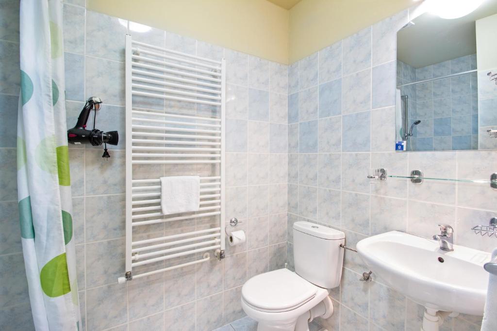 Koupelna v ubytování Hotel Metropol