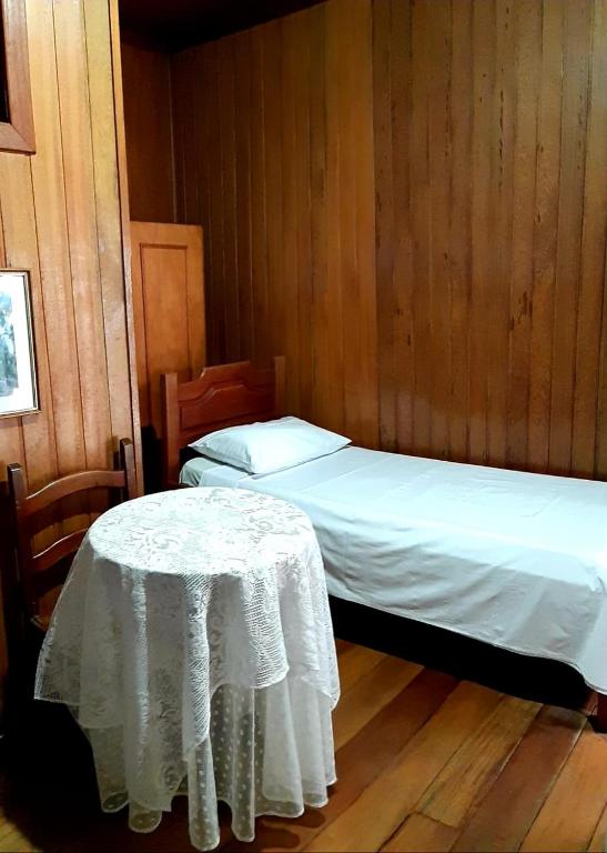  Hotel Montanus