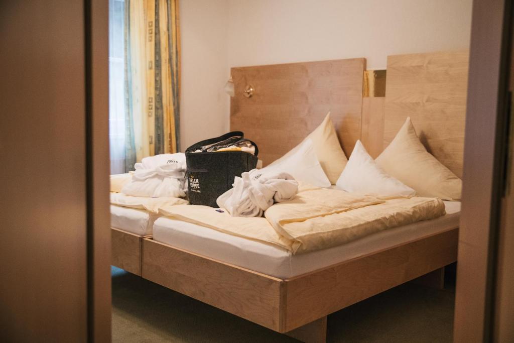 Arlen Lodge Hotel-Garni - 5