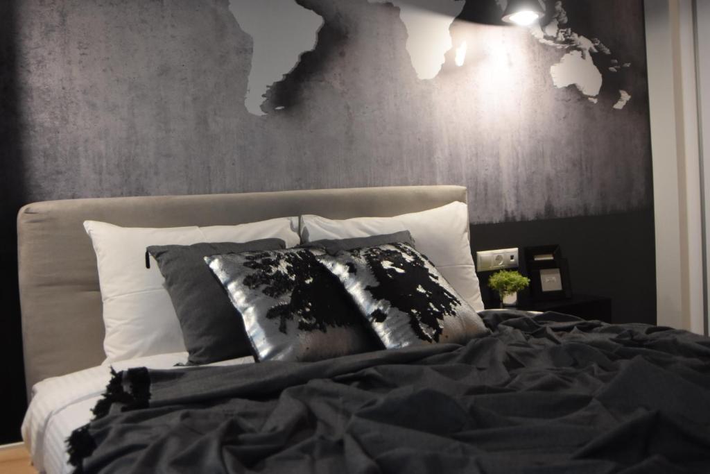 Comely luxury Apt Must