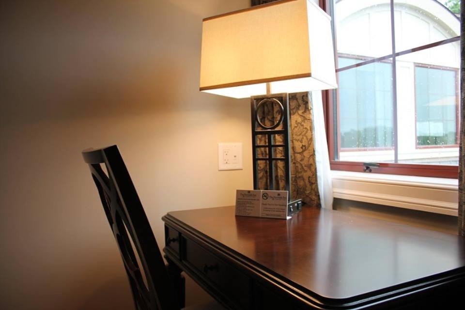 Norwalk Inn & Conference Center - Habitación Doble Grande