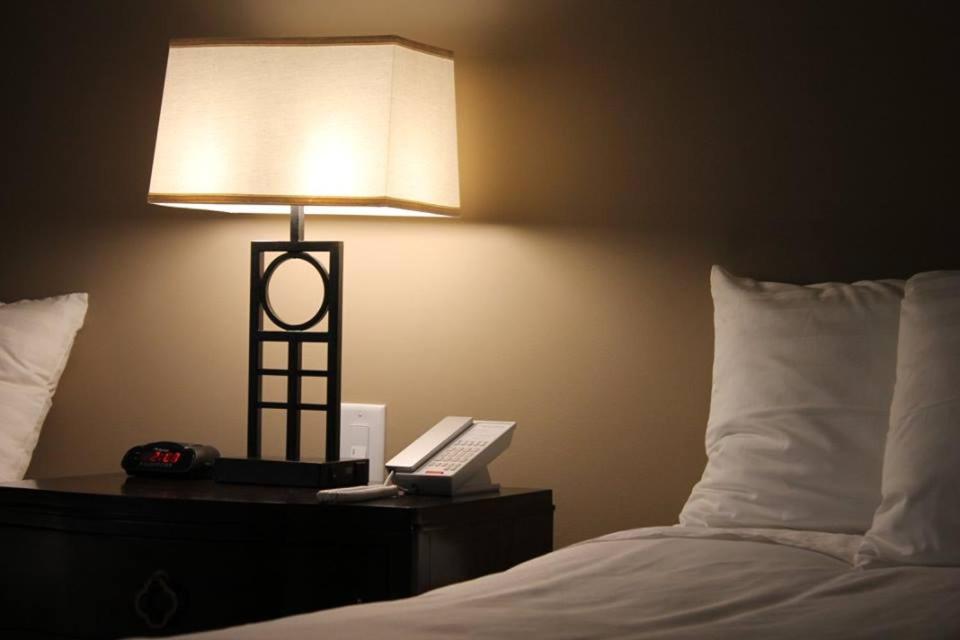 Norwalk Inn & Conference Center - 