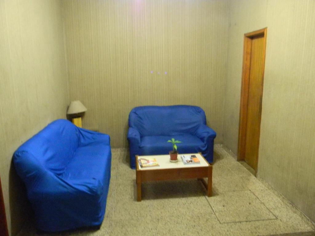  Hotel Americano