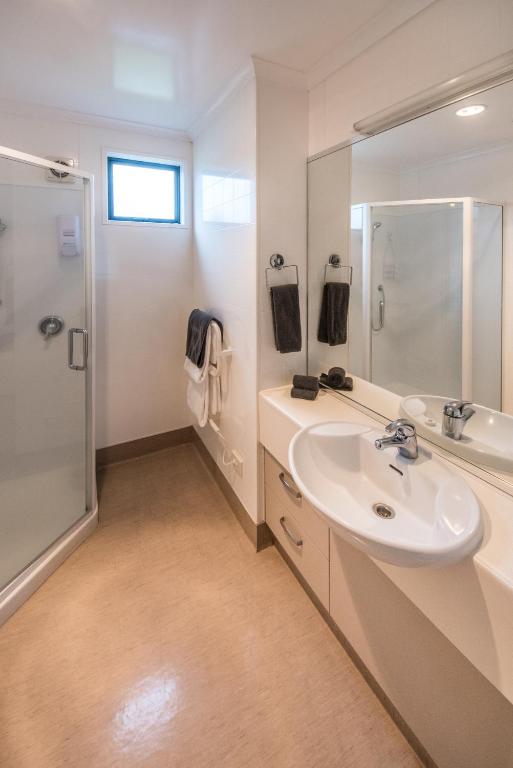 Bay Palm Motel - Resim 42