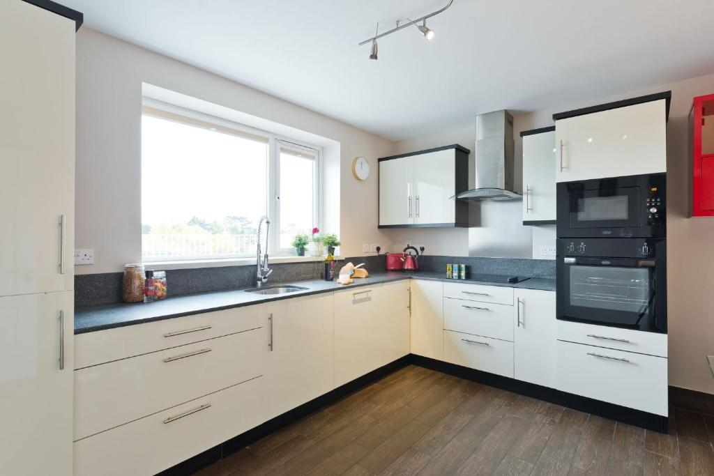 Broc House Suites - Resim 23