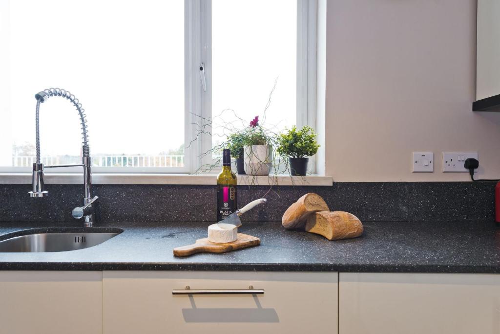 Broc House Suites - Resim 3