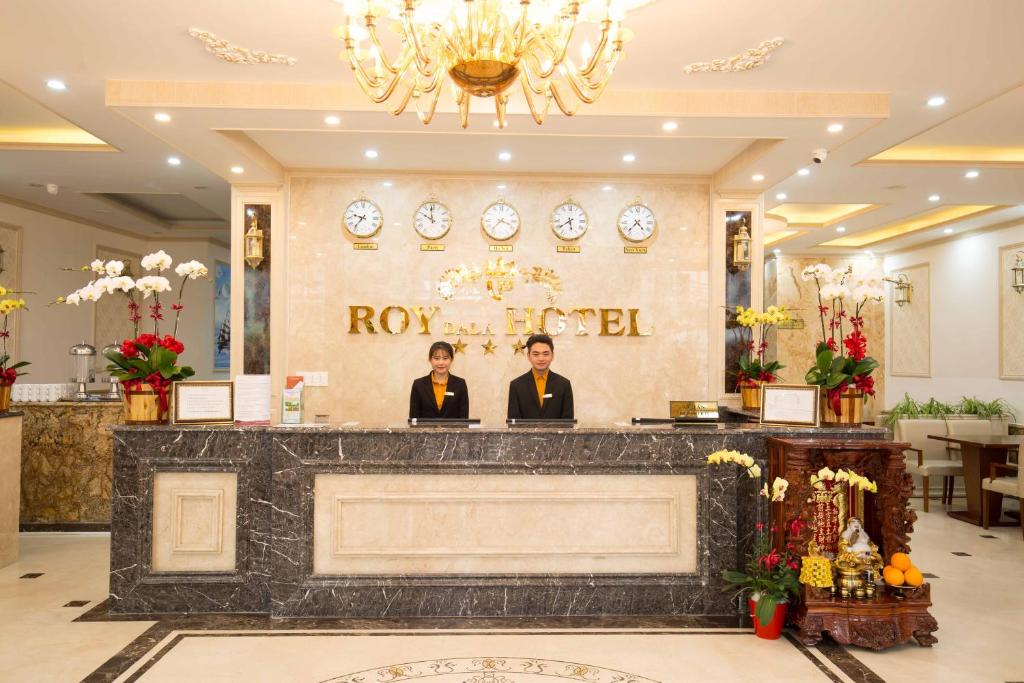 Vstupní hala nebo recepce v ubytování Roy Dala Hotel