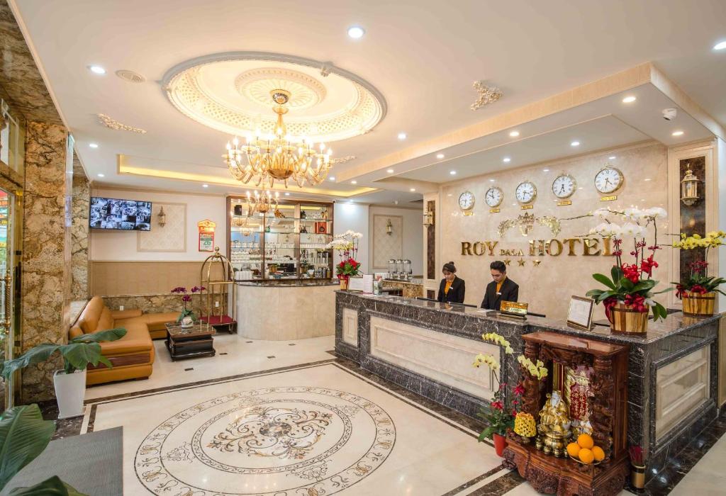 Vstupní hala nebo recepce v ubytování Roy Dala Hotel
