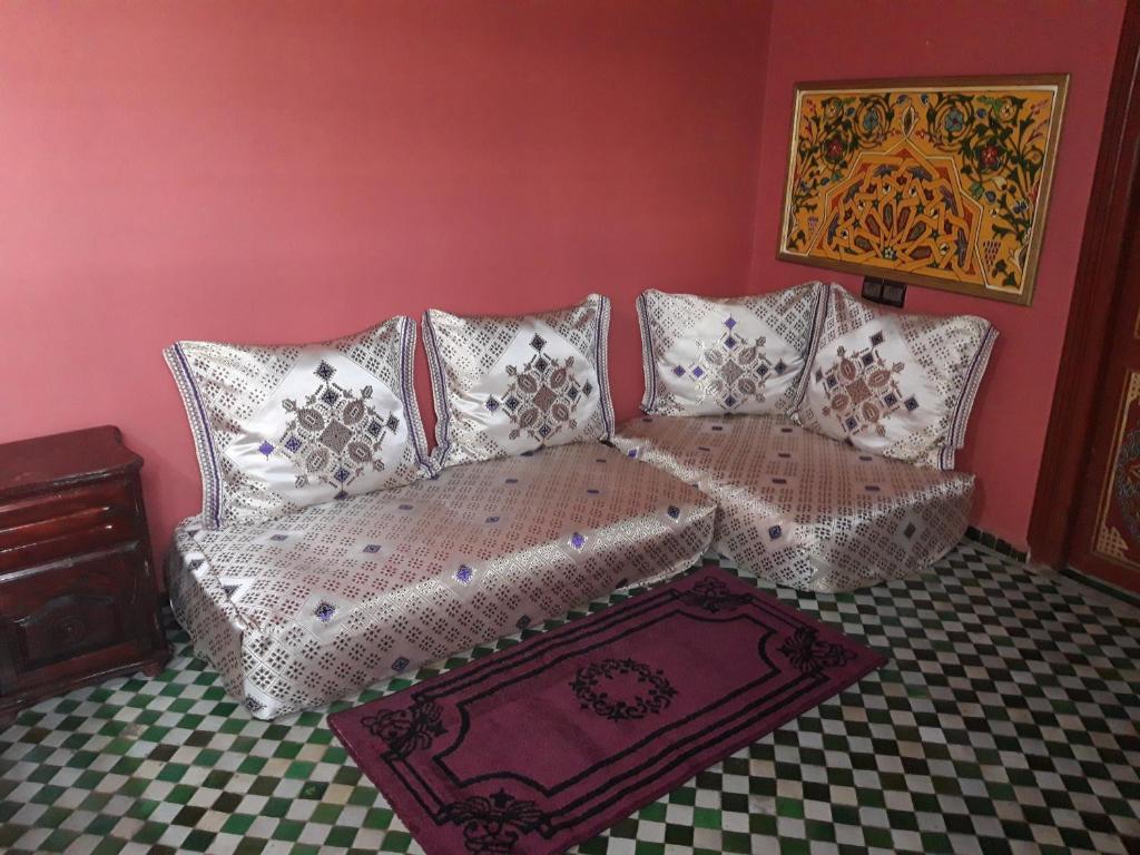 Posezení v ubytování Riad El Bacha