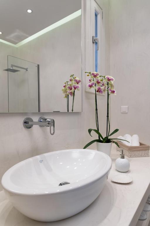 Koupelna v ubytování Porto Vecchio Luxury Suites