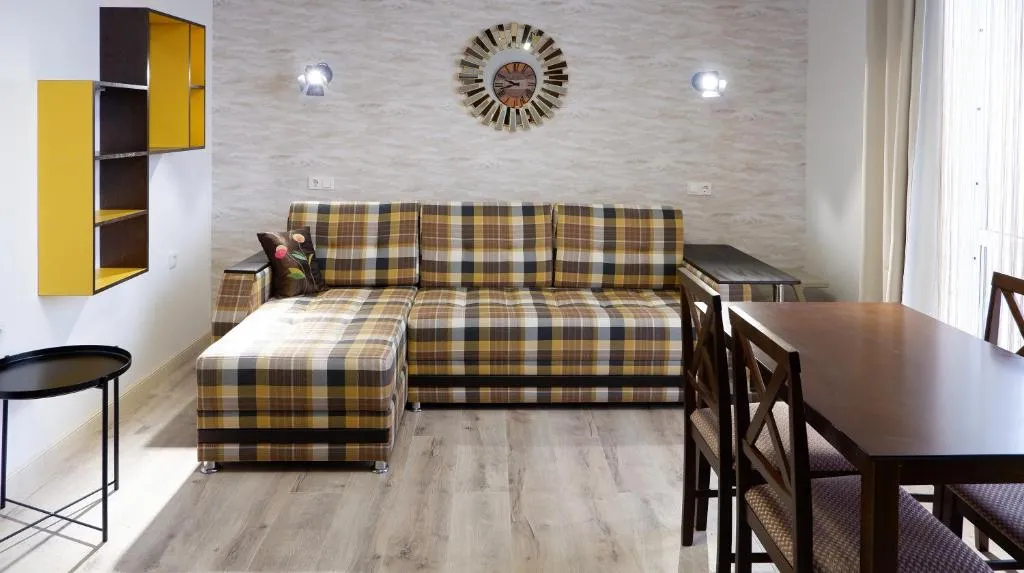 Happy Place - Pixel, Adler, Rusia