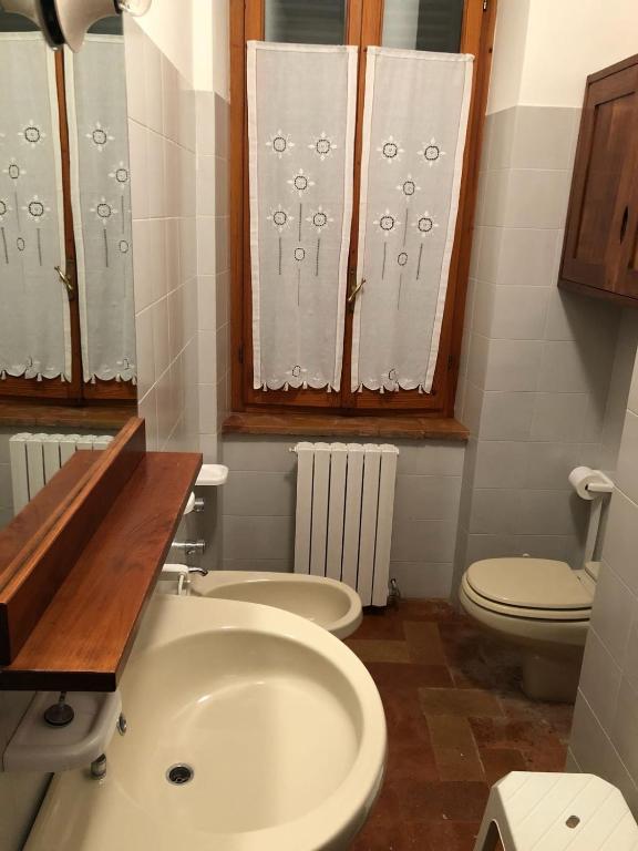 A bathroom at Casa Dei Lecci