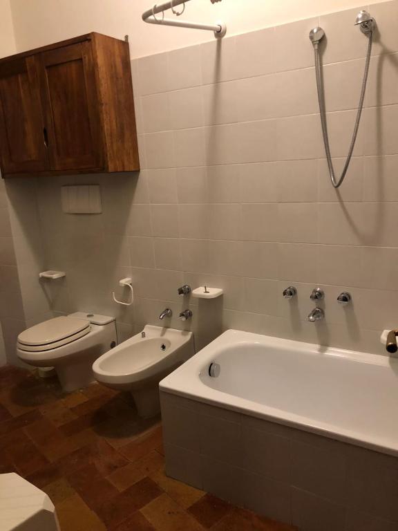 A bathroom at Casa Dei Lecci