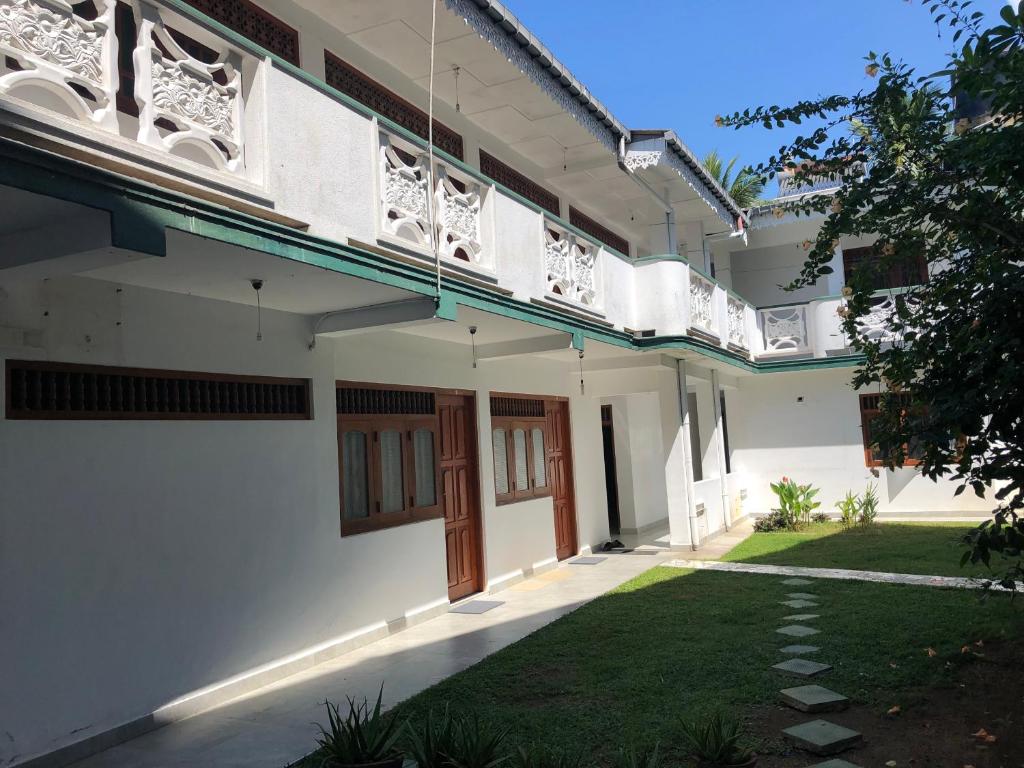 Bangunan di mana terletaknya hotel
