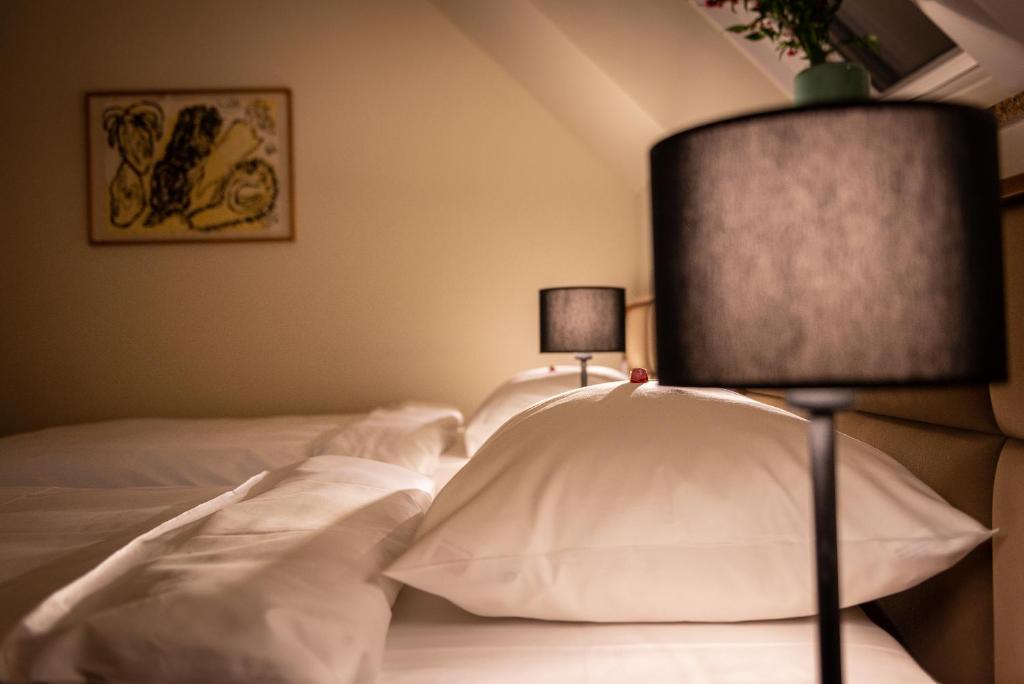 EST Residence Schönbrunn Vienna - Apartments - Deluxe Wohnung
