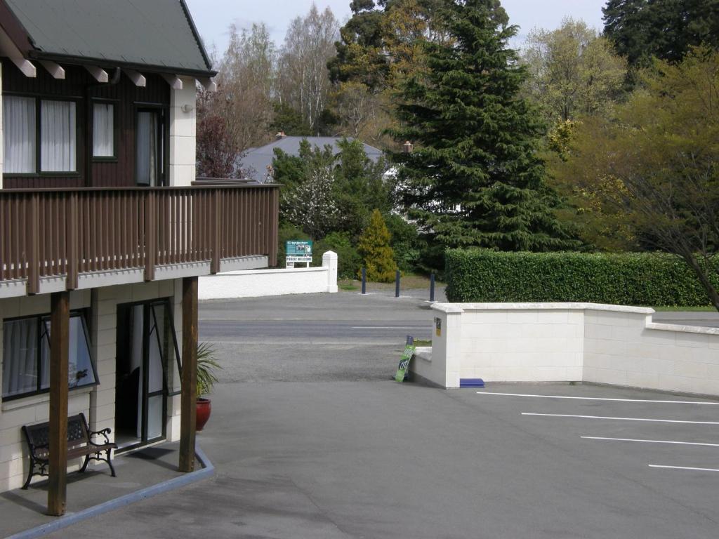 ASURE Hanmer Inn Motel Hanmer Springs - Resim 19