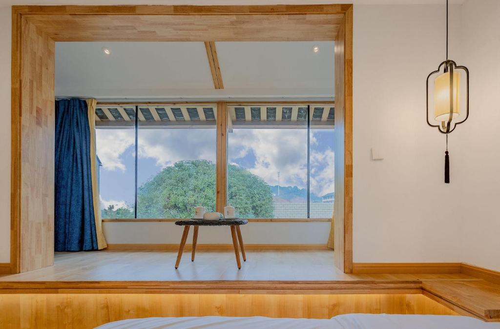 Su Xin Resort Inn - Double Room With Mountain View