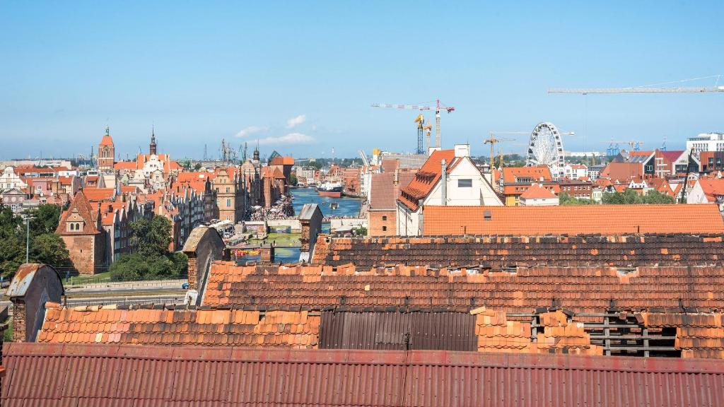 Nespecifikovaný výhled na destinaci Gdaňsk nebo výhled na město při pohledu z hostelu