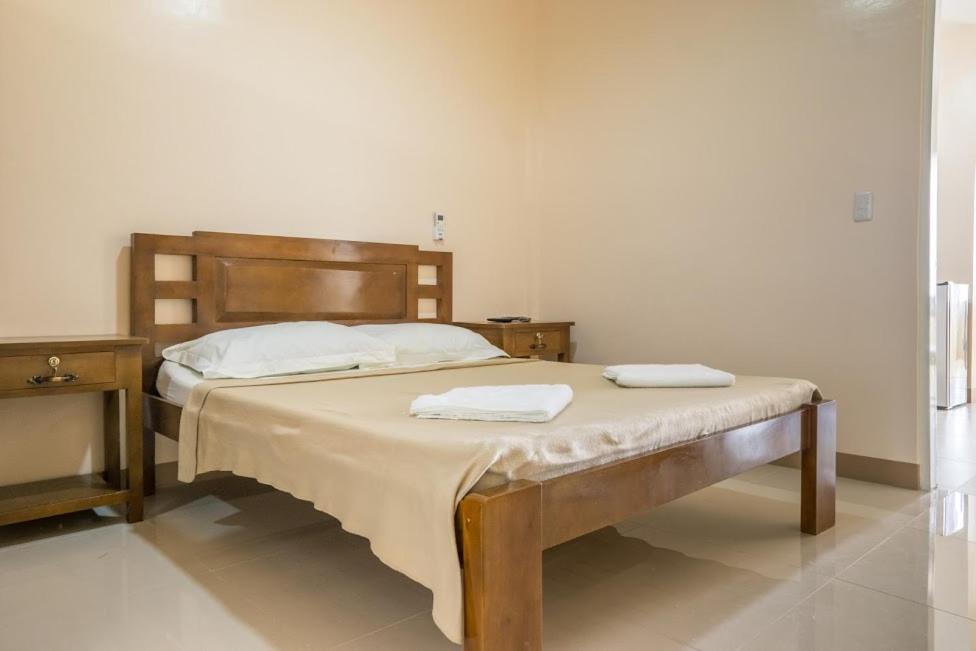 Kellocks' Seaview Apartelle - Appartement Met Uitzicht Op Zee