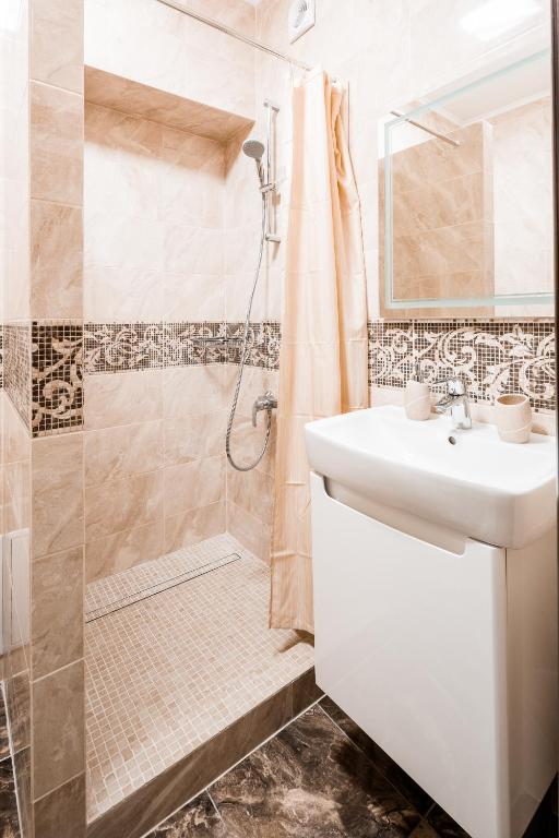 Romari apartment площа Міцкевича 5 фото 3
