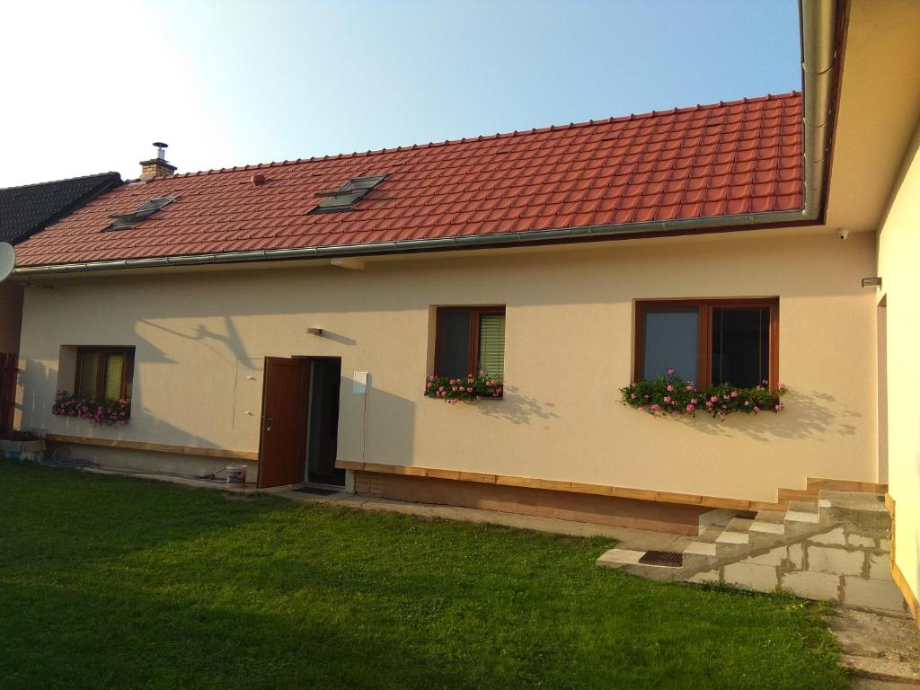 The building in which the country house is located