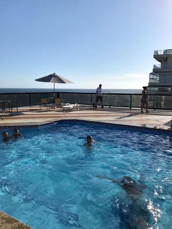  Flat Vista Mar em Ótima Localização na Pituba