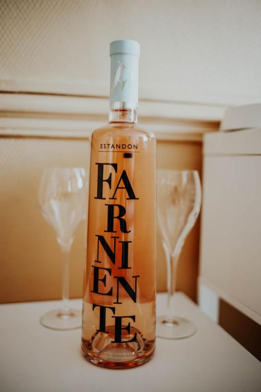 Hôtel Cecyl Reims Centre - Resim 12