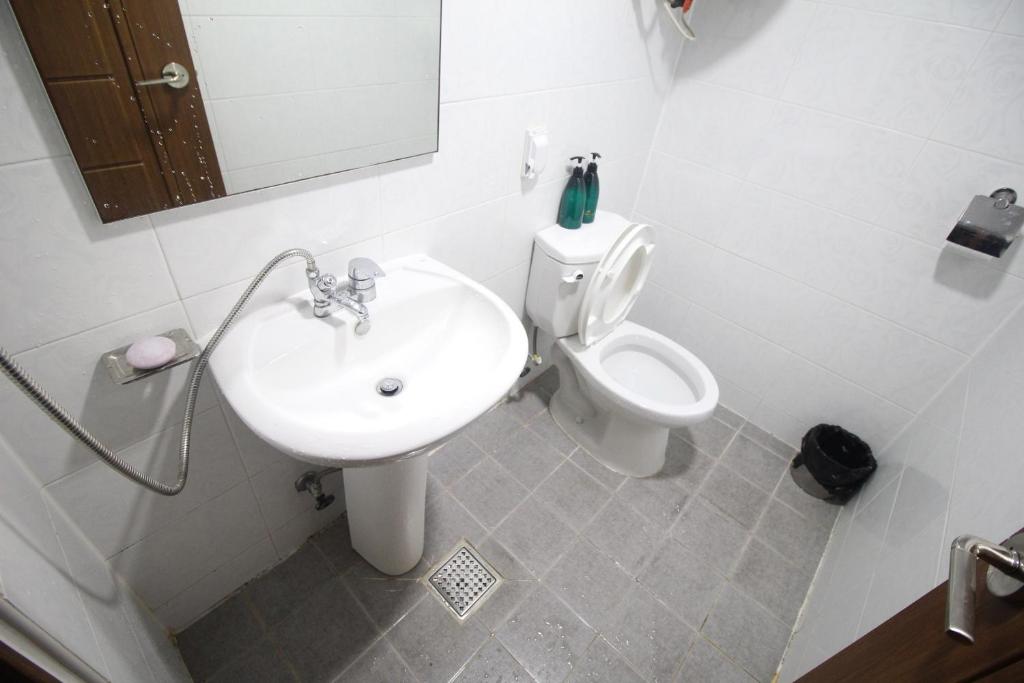 Koupelna v ubytování 24Guesthouse Seomyeon