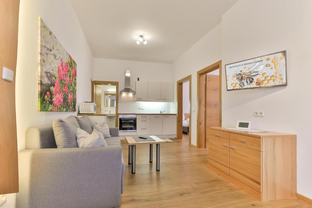 Kronhofer – Apartments & Erlebnis-Imkerei - 5