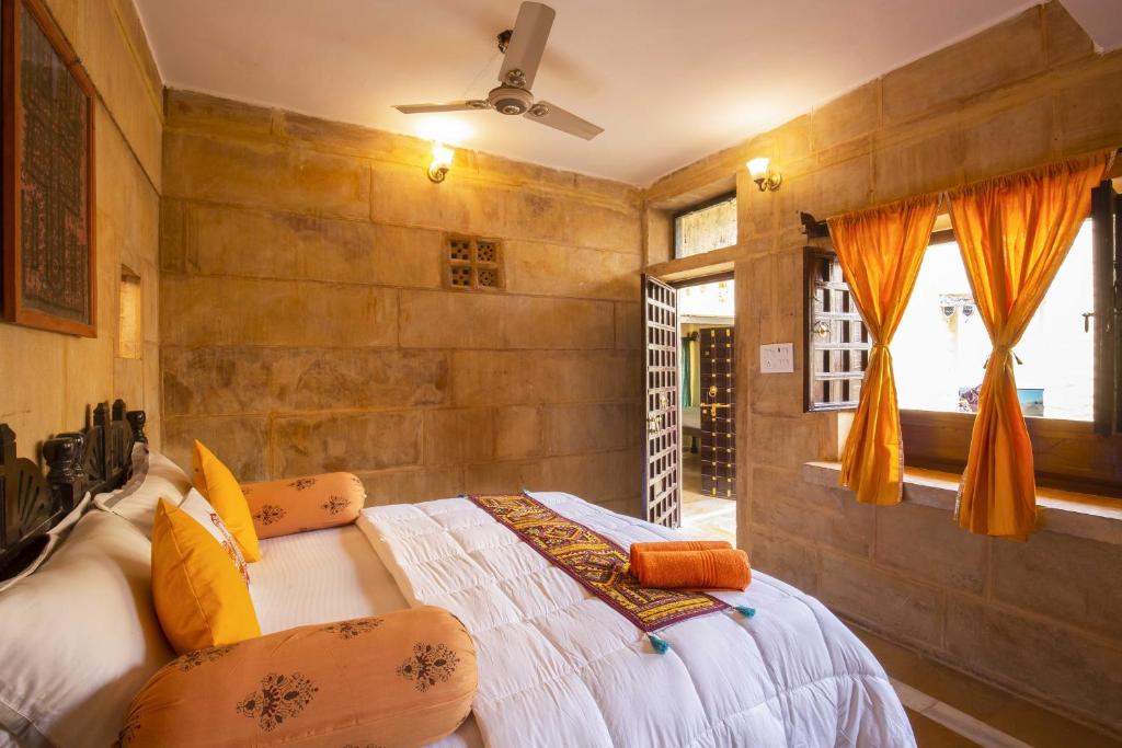 Letto o letti in una camera di Zostel Jaisalmer