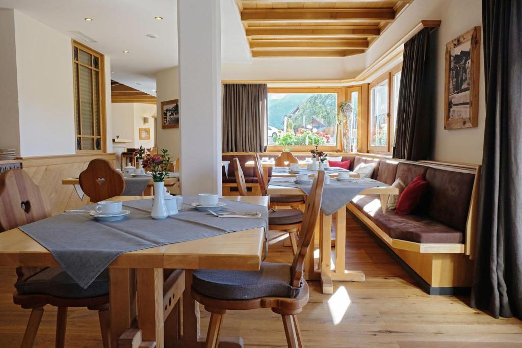 Posezení v ubytování Hotel Garni Hubertushof