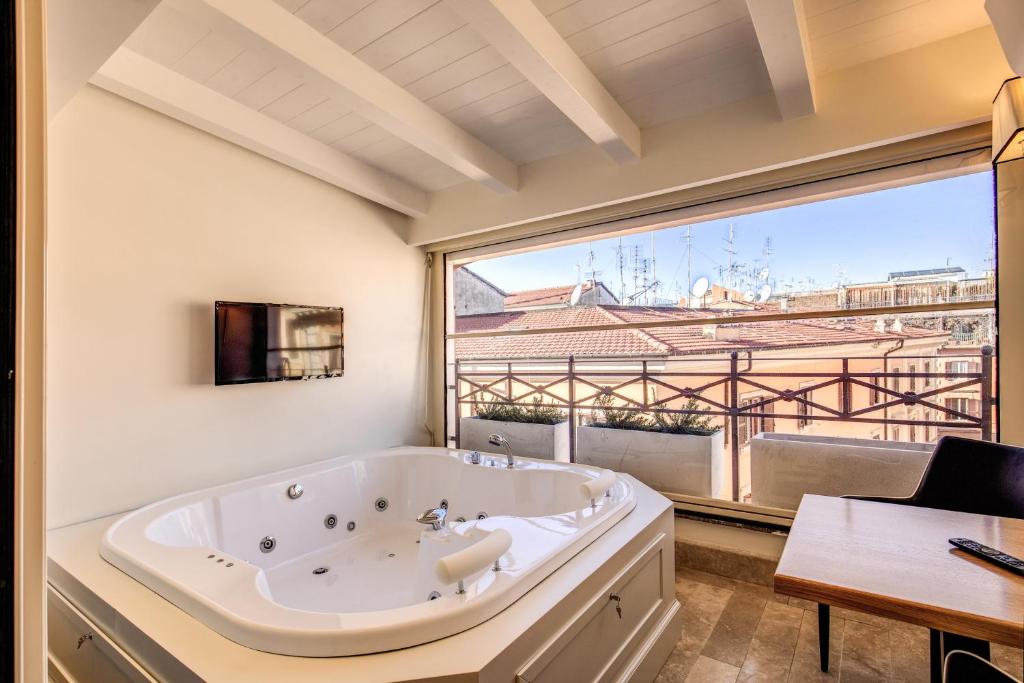 Fotografie z fotogalerie ubytování Hotel Domus Mea v Římě