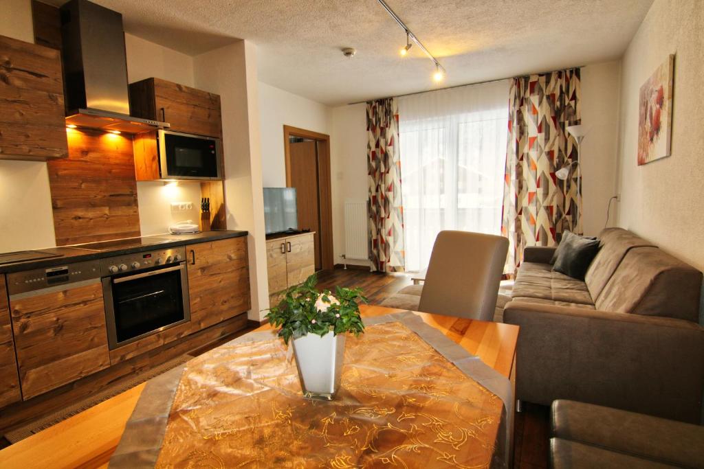 Kuchyň nebo kuchyňský kout v ubytování Haus Scheiber