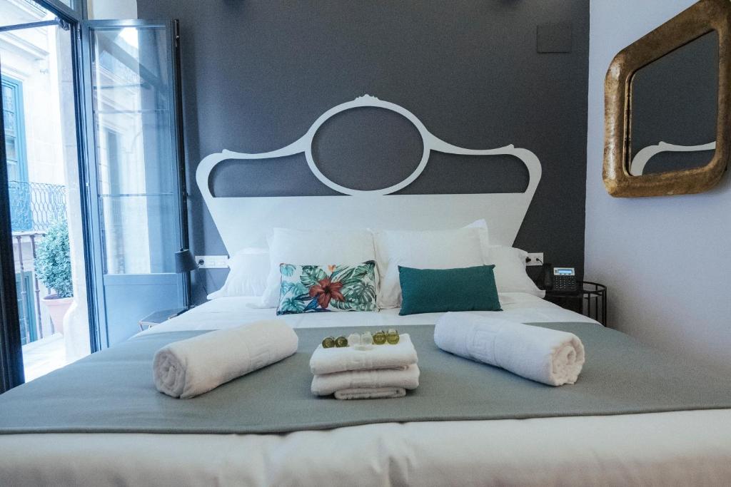 Hotel Boutique Alicante Palacete S.XVII Adults Only, Alicante ...