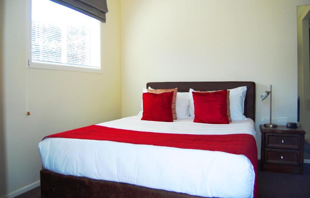 At Eden Park Motel - Resim 37