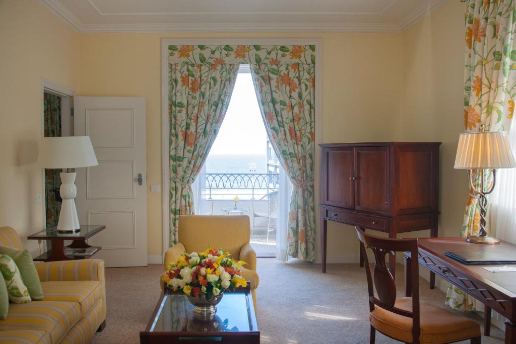 Гостиная зона в Copacabana Palace, A Belmond Hotel, Rio de Janeiro